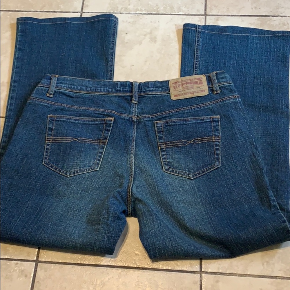 Express Jeans - Picture 2 of 6